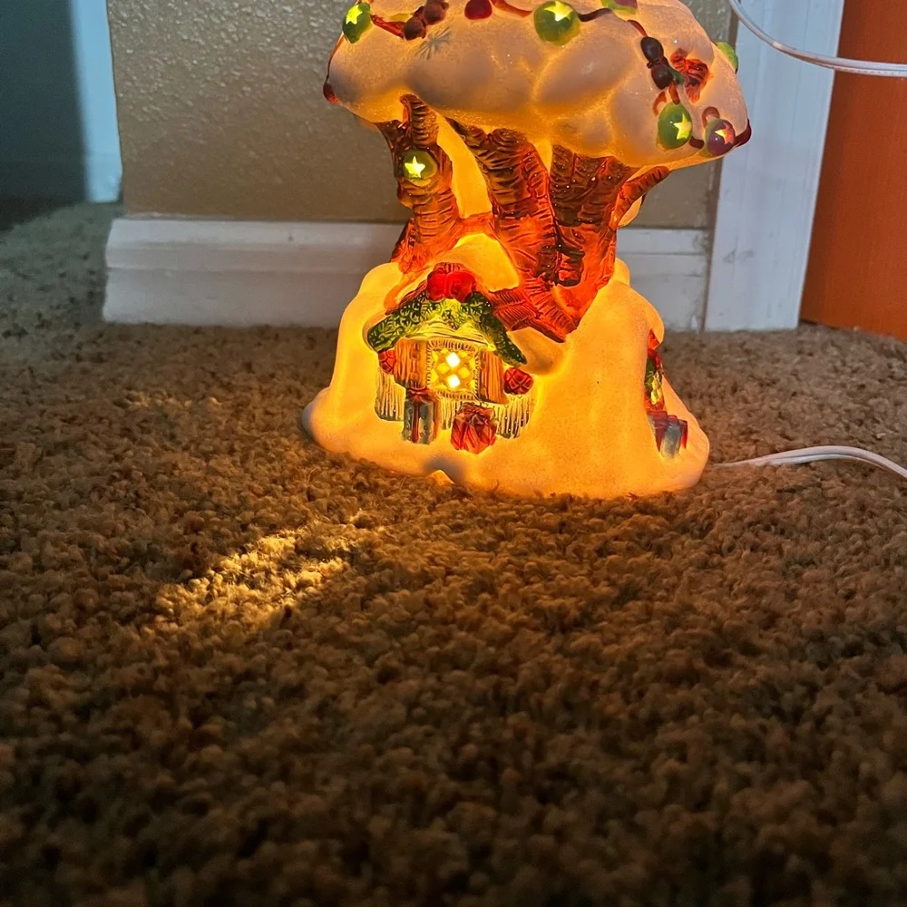 Disney Winnie the Pooh Holiday Tree Decor - Picture 6 of 6